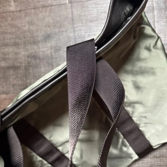 Prada Nylon Olive Green Shoulder bag - Picture 10 of 16